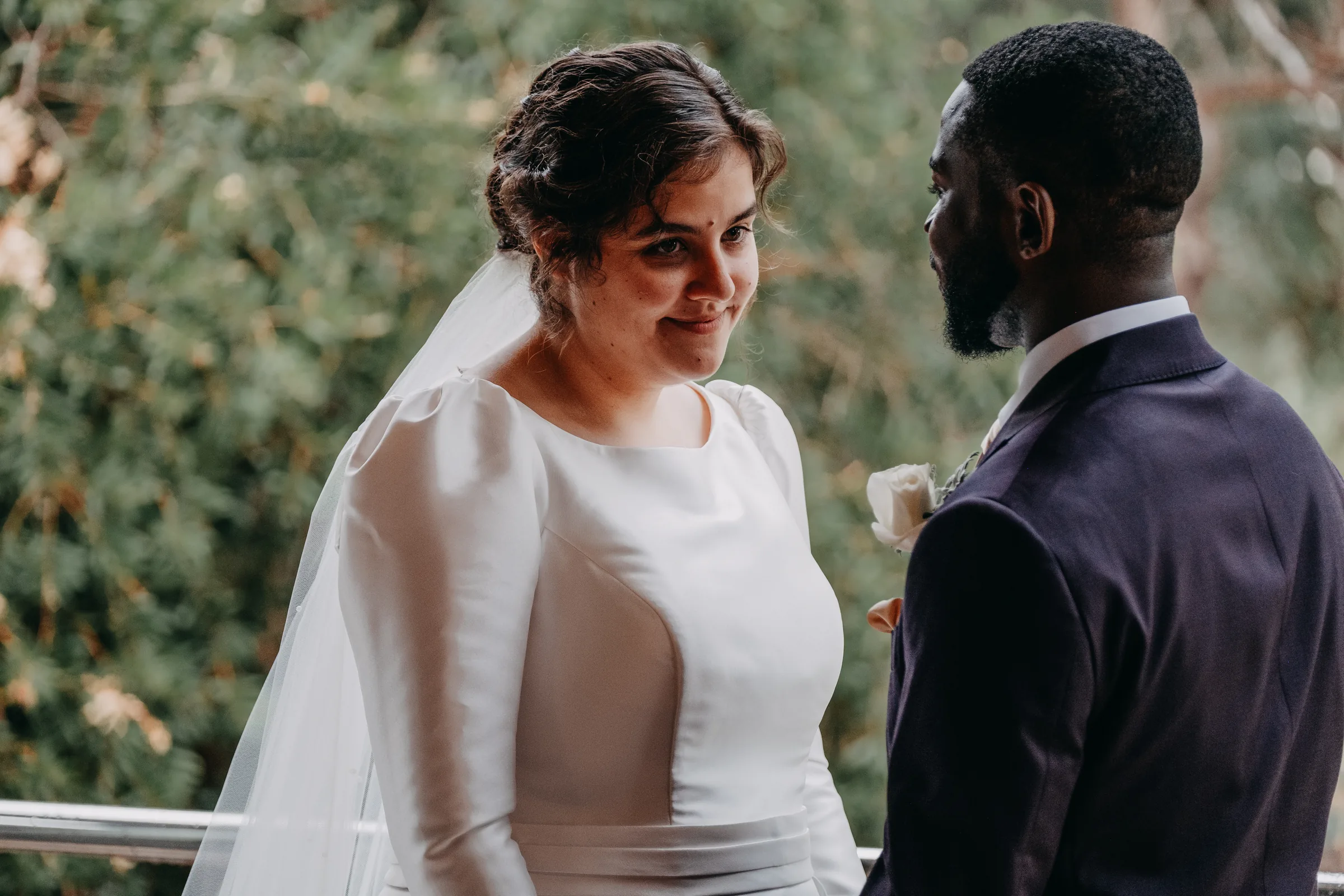 Cassandra and Jonathan face to face during their private first look at Chapel Farm Estate